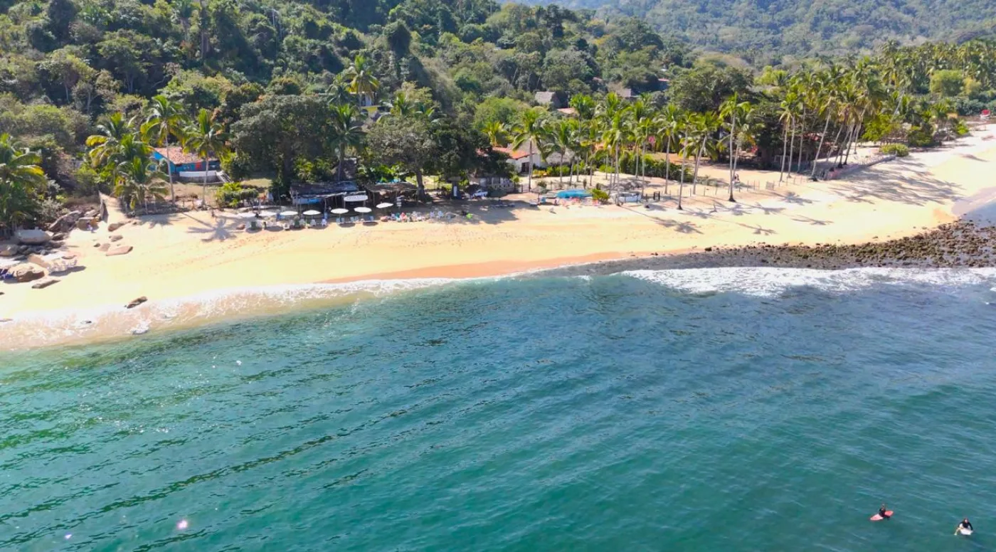 Aerial view of Quimixto beach
